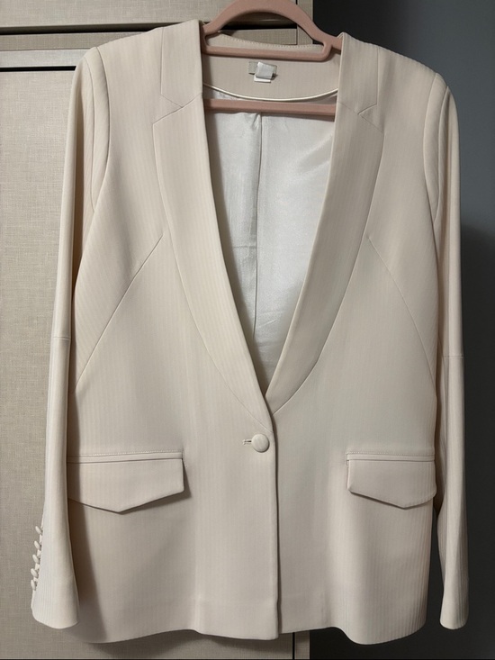 Hoss Intropia Jackets & Blazers - Hoss Intropia made in Spain Women's Cream Single-Button Blazer